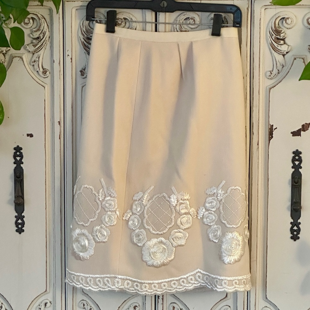 Rare Vintage Cream Wool Oscar De La Renta w/ Incredible Embroidery